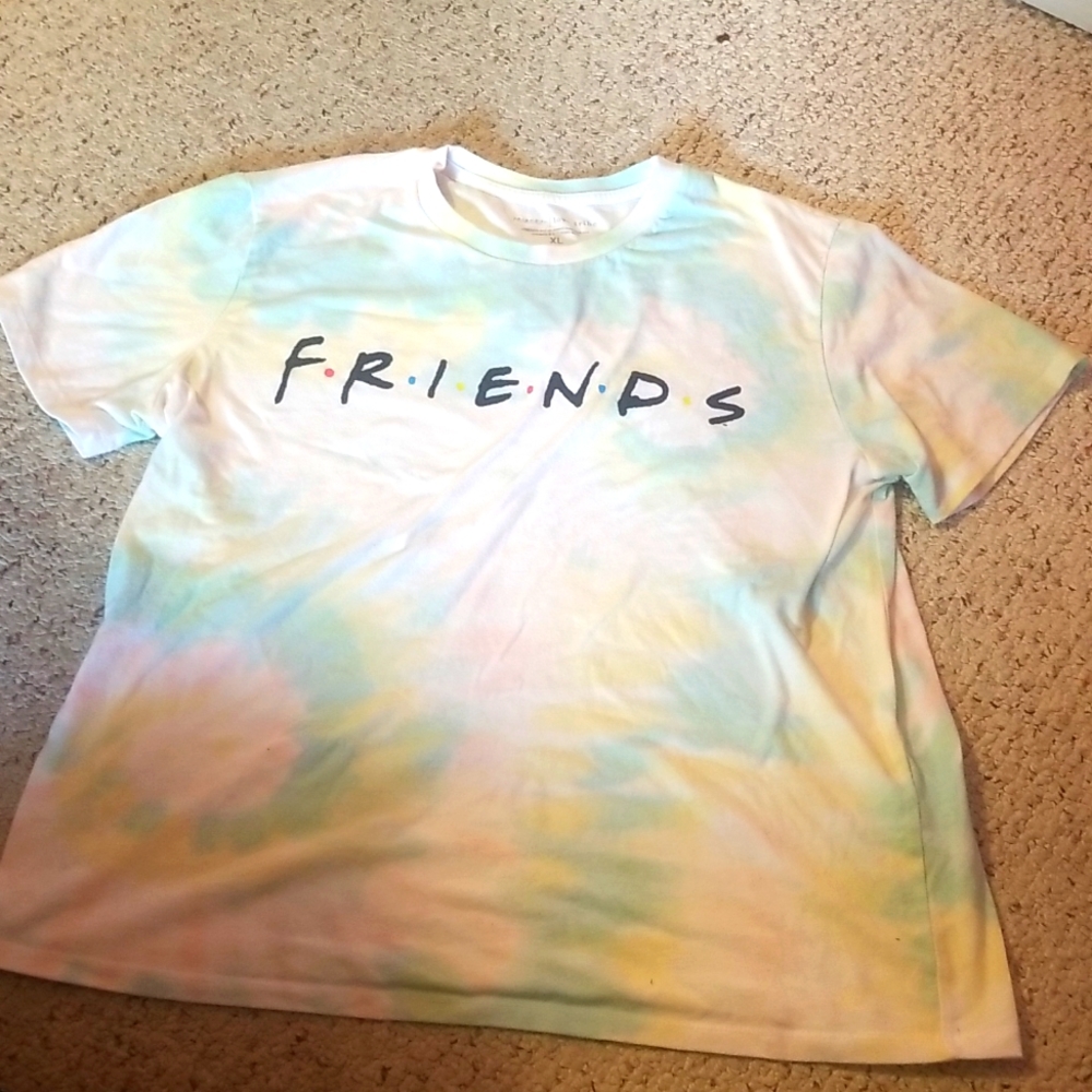 Tee shirt